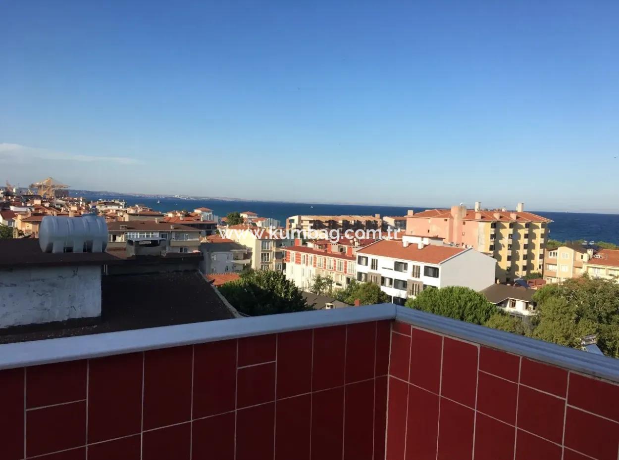 Duplex, Häuschen Zum Verkauf Mit Meerblick In Der Mitte Kumbag