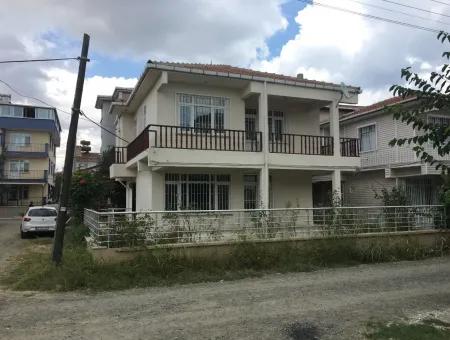 100 Meter Vom Meer Entfernt-Villa Zum Verkauf In Kumbag