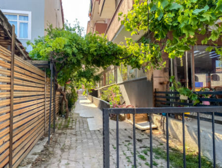 1 1 Eckwohnung Zum Verkauf In Kumbağ In Zentraler Lage In Der Nähe Des Meeres