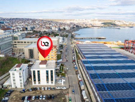 Plaza-Büros Zu Vermieten Neben Dem Gerichtsgebäude In Der 100.Yil Alt Yol Strasse Mit Meerblick