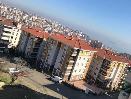 Schließt In Der Vorderseite Mit Der Freiheit Von Tekirdag Duplex Zum Verkauf (Ohne Provision)