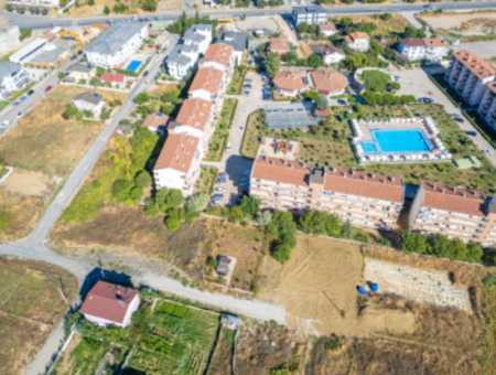 270 M2 Grundstück Mit Einzeltitelurkunde Zum Verkauf Mit Eckgrundstück In Kumbağ