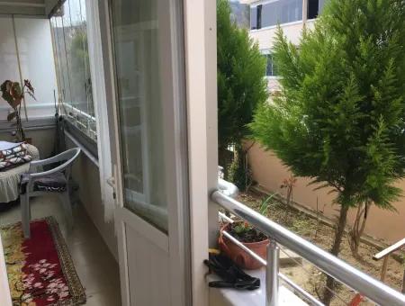 2 1 Wohnung Zum Verkauf Mit Garten Im Zentrum Kumbag