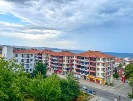 Altinova Mah. Site İçerisinde Deniz Manzarali Satilik 2+1 Daire