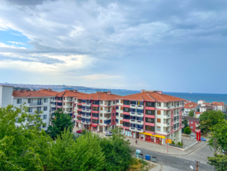 Altinova Mah. Site İçerisinde Deniz Manzarali Satilik 2+1 Daire