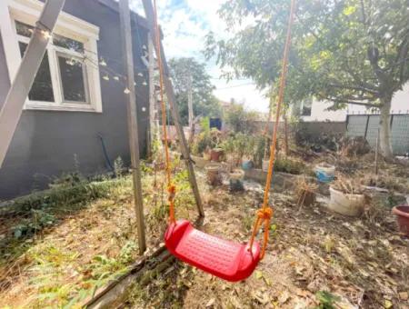 2 1 Freistehendes Haus Mit Grossem Garten In Barbaros Nachbarschaft