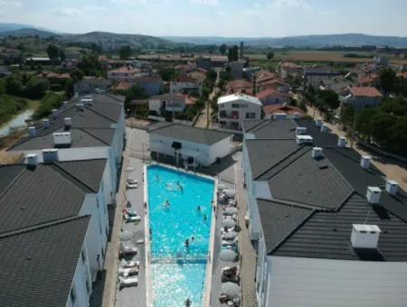 2 1 Wohnung Zum Verkauf In Einem Komplex Mit Pool Am Meer In Kumbagh