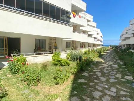 Villas Zum Verkauf In Anlage Mit Pool In Strand-Gundal Kumbag