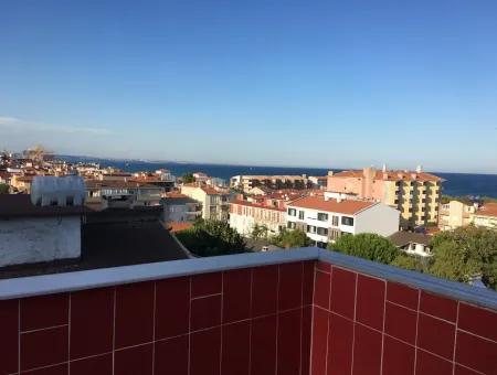 Duplex, Häuschen Zum Verkauf Mit Meerblick In Der Mitte Kumbag