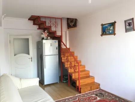 Duplex, Häuschen Zum Verkauf Mit Meerblick In Der Mitte Kumbag