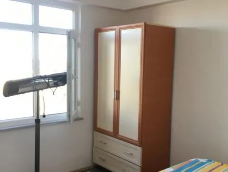 Duplex, Häuschen Zum Verkauf Mit Meerblick In Der Mitte Kumbag