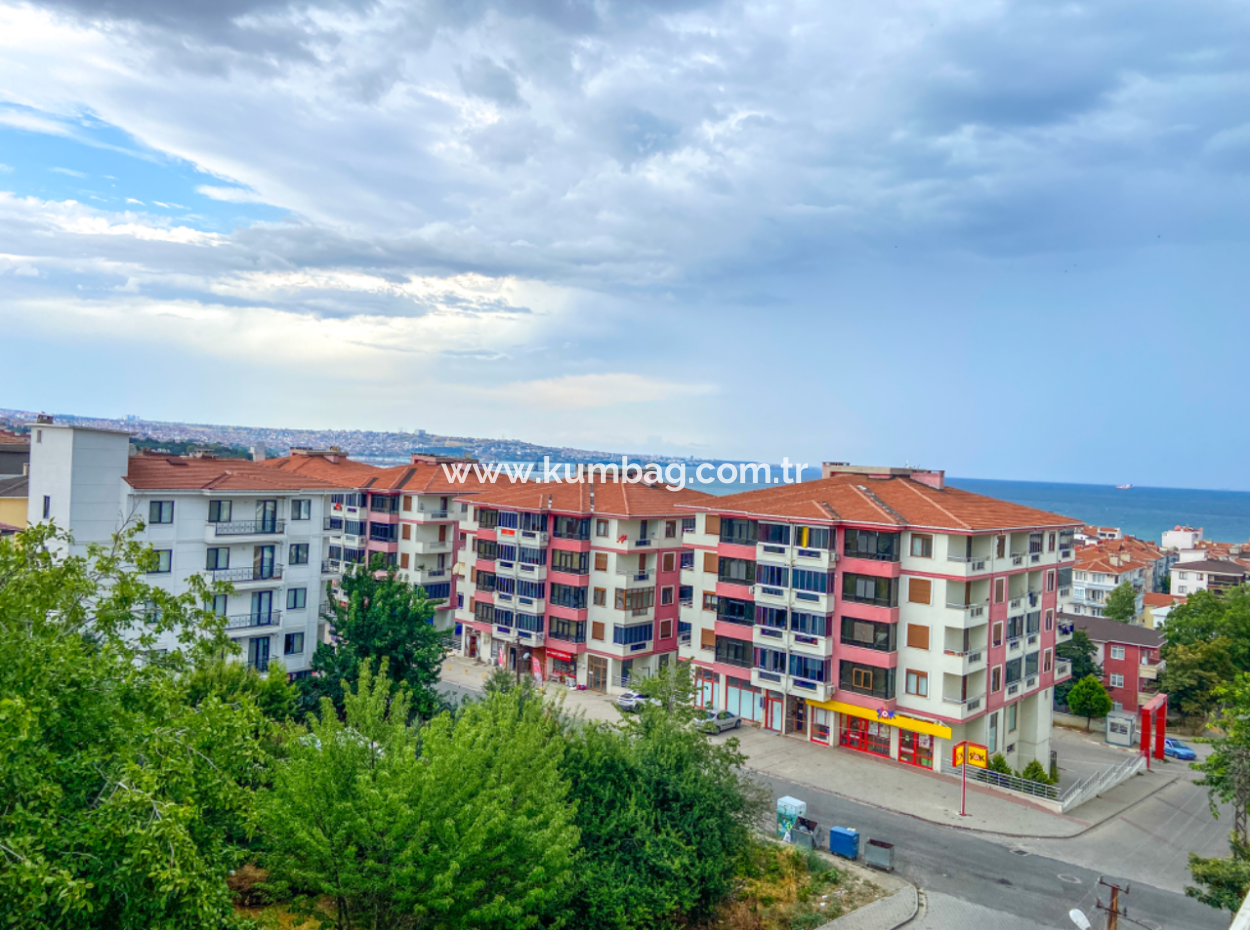 Altinova Mah. Site İçerisinde Deniz Manzarali Satilik 2+1 Daire