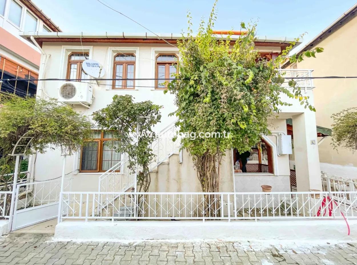 2 Storey Villa With Garden For Sale Near Market Street In Kumbag