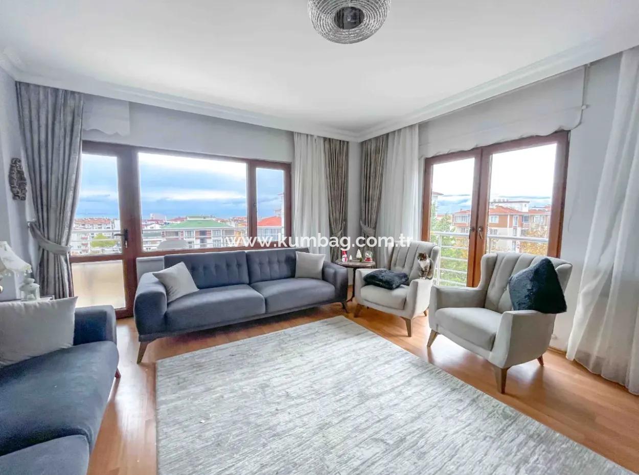 3 1 Apartment For Sale In Altinova With Sea View