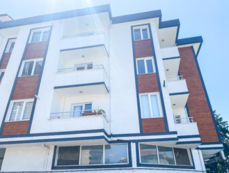 Altinova Beach And Close To Street 3 1 Apartment For Sale