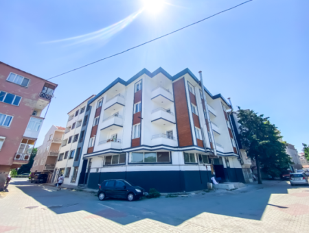 Altinova Beach And Close To Street 3 1 Apartment For Sale