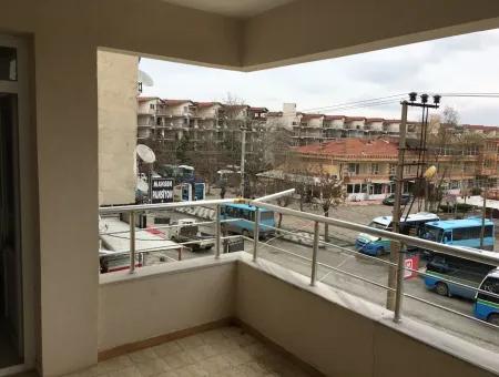 Complete Building Available For Sale On The Street Kumbag