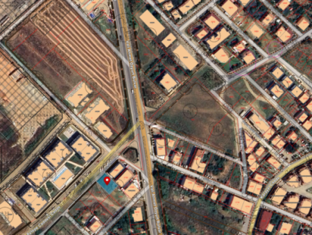 40 Mt Land For Sale On The Street Next To The Sites With Pools In Kumbağ