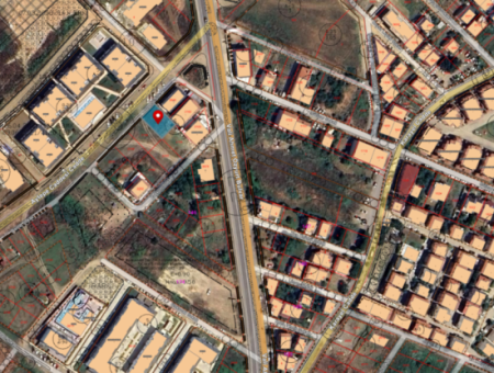 40 Mt Land For Sale On The Street Next To The Sites With Pools In Kumbağ