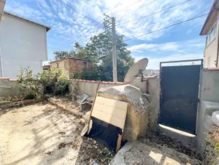 2 1 Detached House With Large Garden In Barbaros Neighborhood