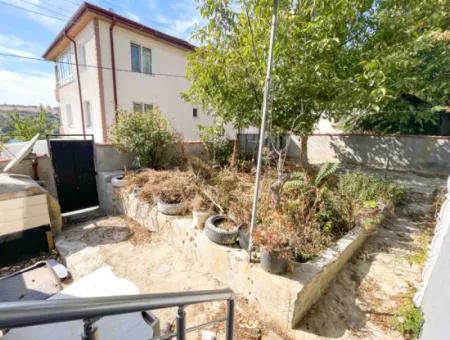 2 1 Detached House With Large Garden In Barbaros Neighborhood