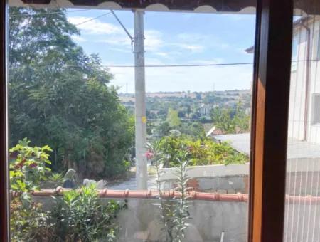 2 1 Detached House With Large Garden In Barbaros Neighborhood