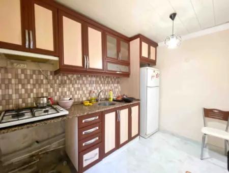 2 1 Detached House With Large Garden In Barbaros Neighborhood