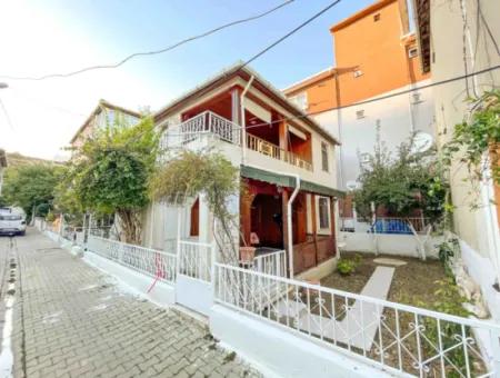 2 Storey Villa With Garden For Sale Near Market Street In Kumbag