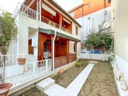 2 Storey Villa With Garden For Sale Near Market Street In Kumbag