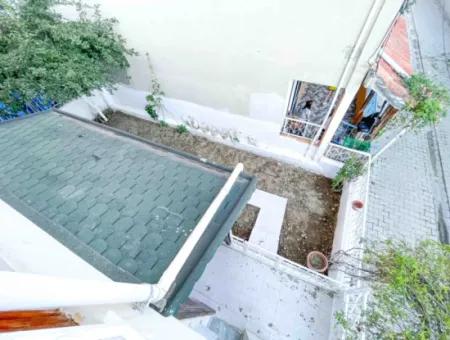 2 Storey Villa With Garden For Sale Near Market Street In Kumbag