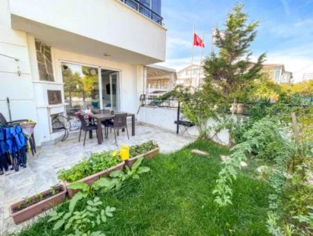 For Sale In A Complex With A Garden And Pool By The Sea In Kumbağ 2 1