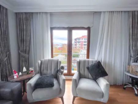 3 1 Apartment For Sale In Altinova With Sea View