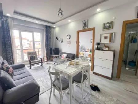 Kumbağ Pazar Street New Residential Fully Furnished For Sale 2 1 Apartment