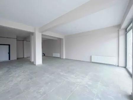 Shop For Rent In The Developing Area In Kumbağ 400 M2 Visible From The Street