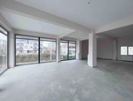 Shop For Rent In The Developing Area In Kumbağ 400 M2 Visible From The Street