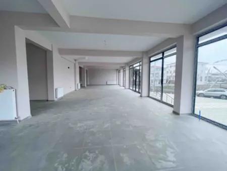 Shop For Rent In The Developing Area In Kumbağ 400 M2 Visible From The Street