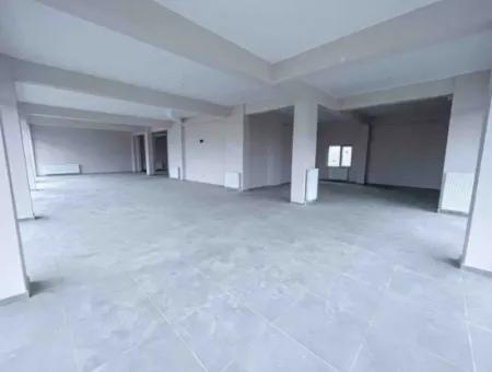 Shop For Rent In The Developing Area In Kumbağ 400 M2 Visible From The Street