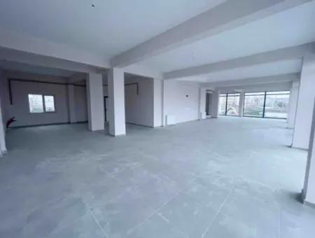 Shop For Rent In The Developing Area In Kumbağ 400 M2 Visible From The Street