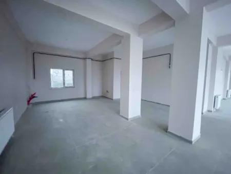 Shop For Rent In The Developing Area In Kumbağ 400 M2 Visible From The Street