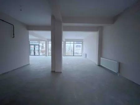 Shop For Rent In The Developing Area In Kumbağ 400 M2 Visible From The Street