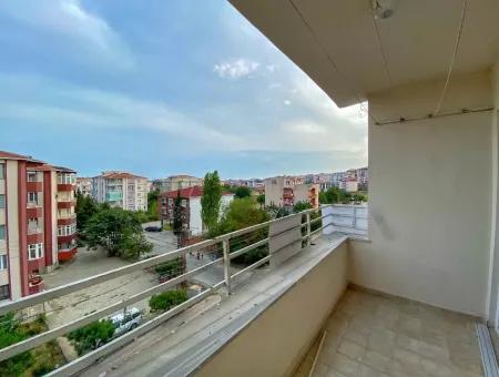 (St. U.s.) 3 1 Wide Sale Apartments On The Street In Altinova