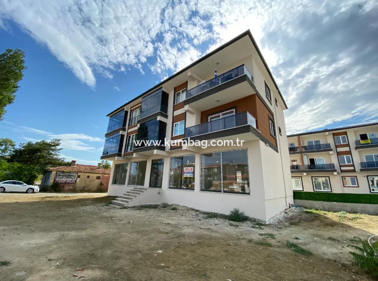 Kumbağ Ana Cadde Üzerinde Yaz-Kış Kiralık 2+1