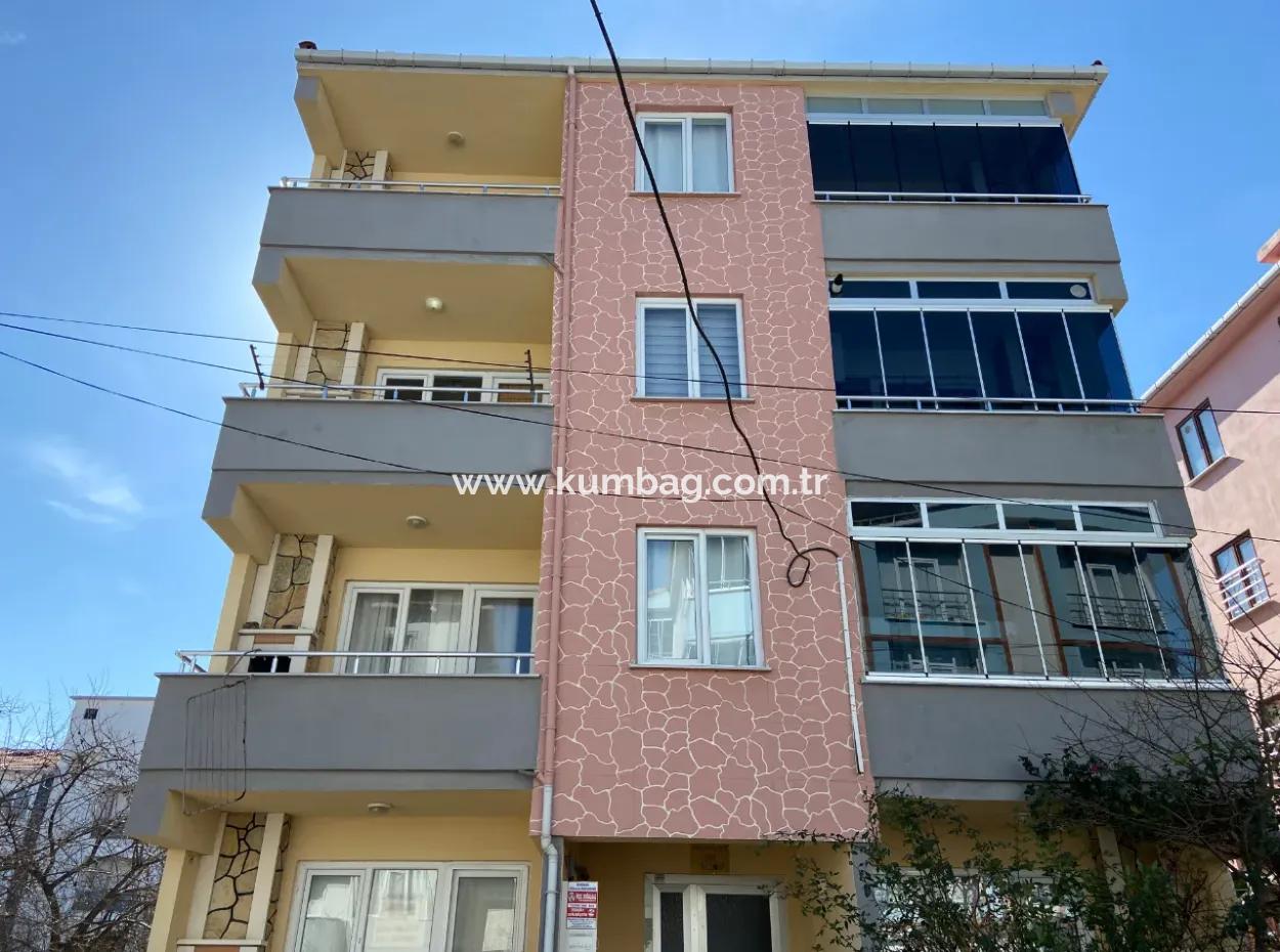 Kumbağ Pazar Sokağı Mevkii Satılık Eşyalı 1+1 Daire