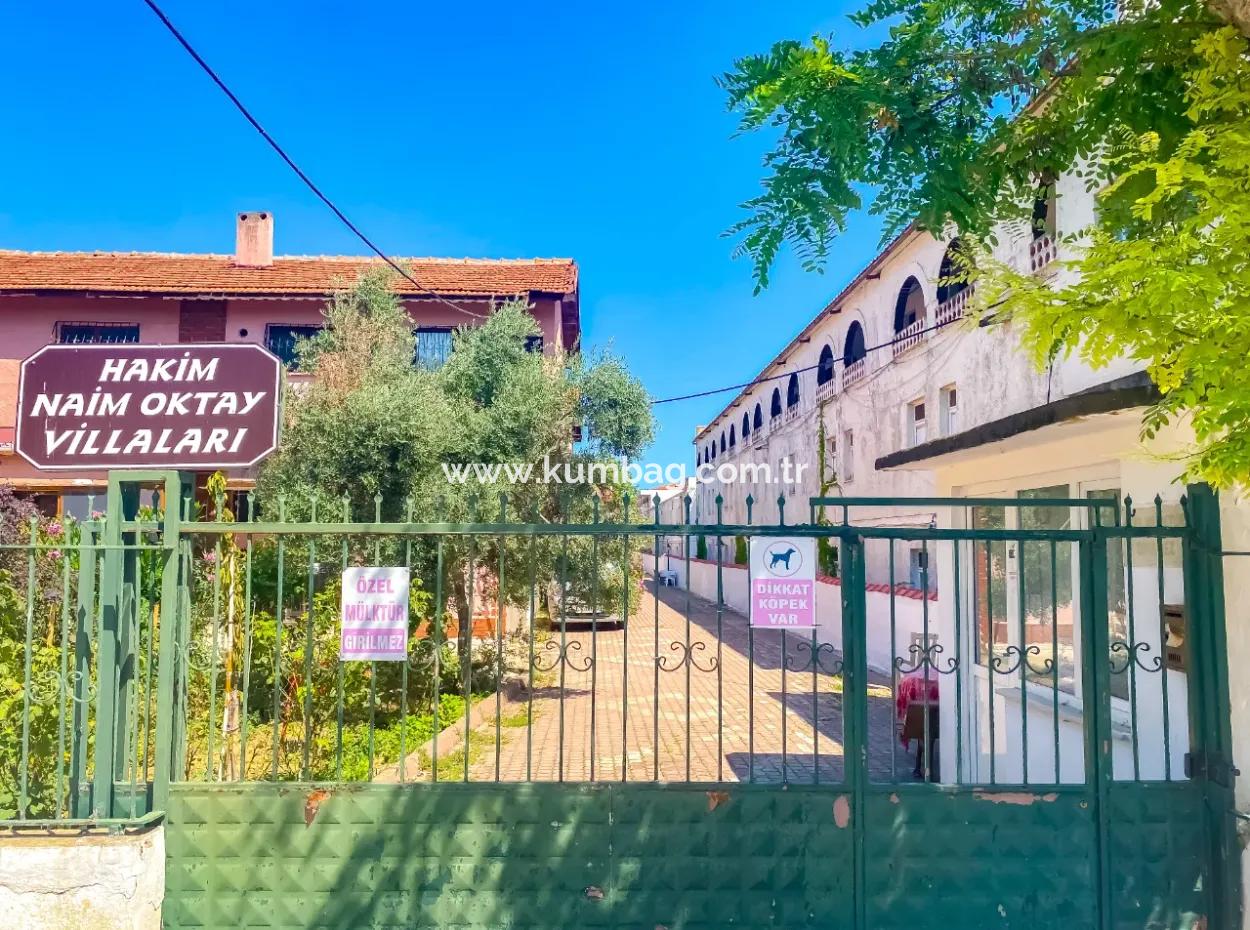 Kumbağ Merkezde Denize Ve Ana Caddeye Sıfır Site İçerisinde Kiralık 3+1 Villa