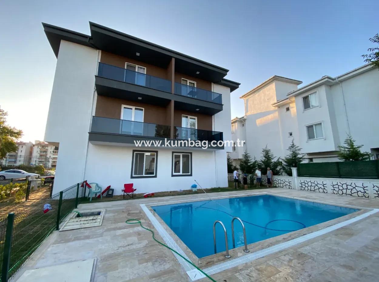 Kumbağ Havuzlu Ve Bahçeli Eşyalı 2+1 Kiralık Daire