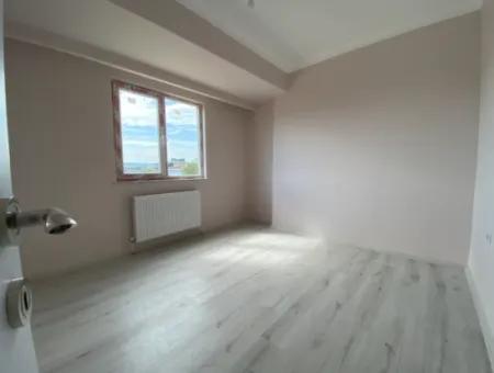 Kumbağ Ana Cadde Üzerinde Yaz-Kış Kiralık 2+1