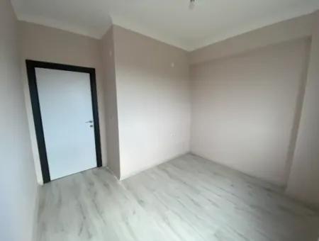 Kumbağ Ana Cadde Üzerinde Yaz-Kış Kiralık 2+1