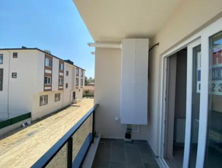 Kumbağ Ana Cadde Mevkiinde Yaz-Kış Kiralık 1+1