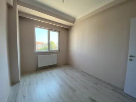 Kumbağ Ana Cadde Mevkiinde Yaz-Kış Kiralık 1+1