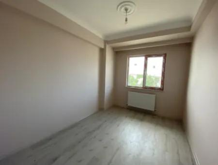 Kumbağ Ana Cadde Üzerinde Yaz-Kış Kiralık 1+1